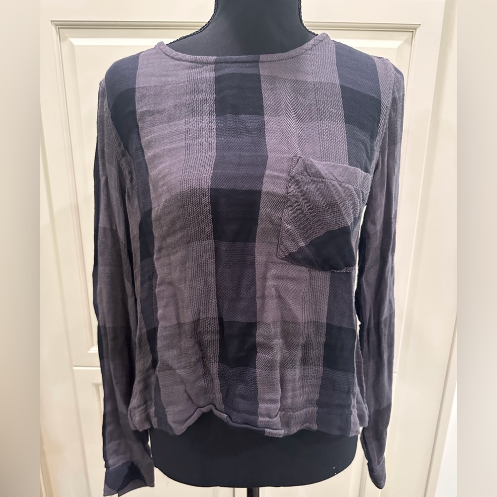 Super cute Cloth and Stone double layer top with lace up back. Size small NWT